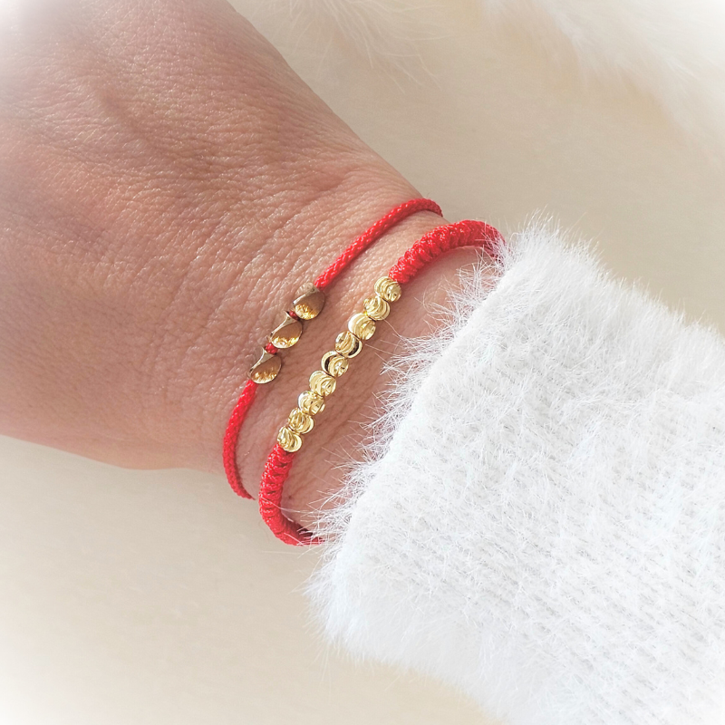 Les Bienfaits des Bracelets Rouges de Protection : Un Voyage Spirituel et Émotionnel